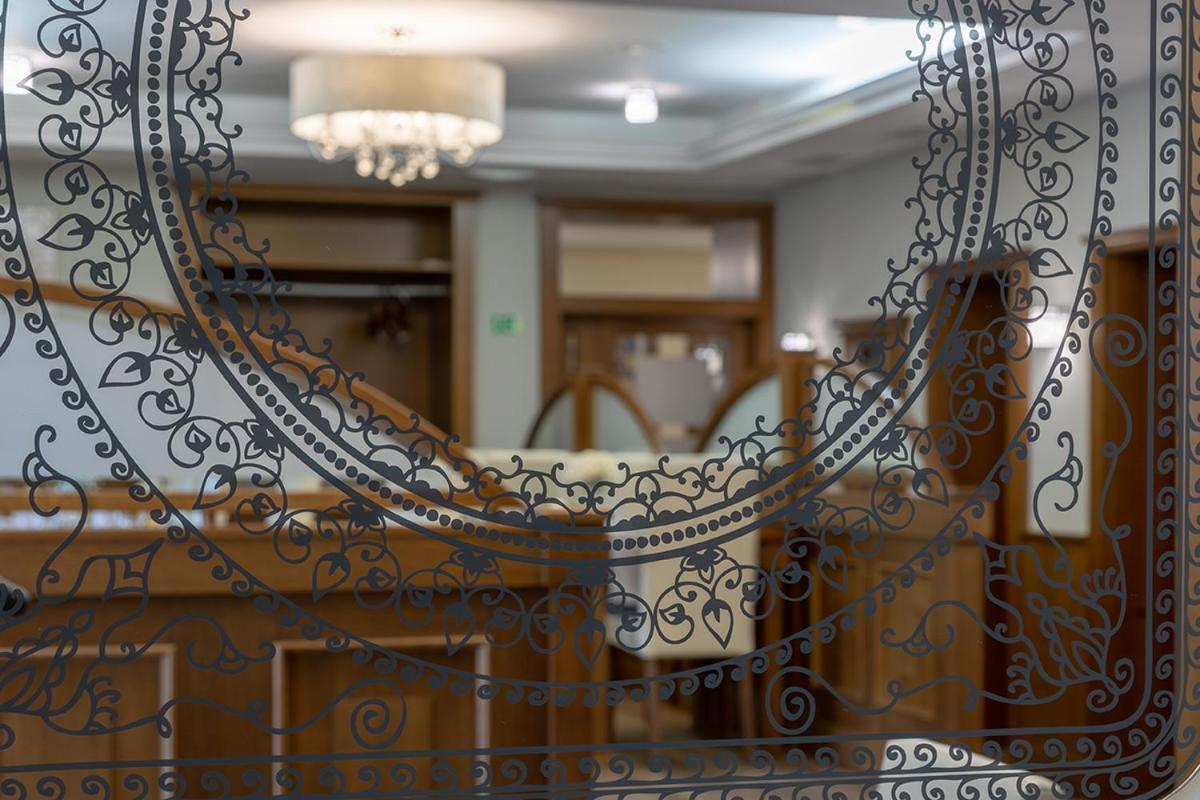 Valašské Meziříčí Hotel Abacie & Wellness מראה חיצוני תמונה