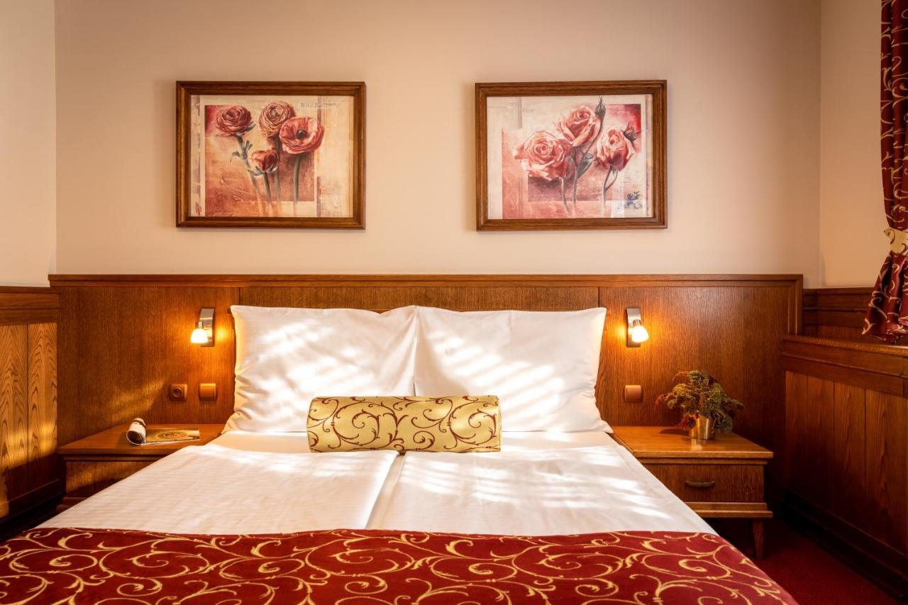 Valašské Meziříčí Hotel Abacie & Wellness מראה חיצוני תמונה