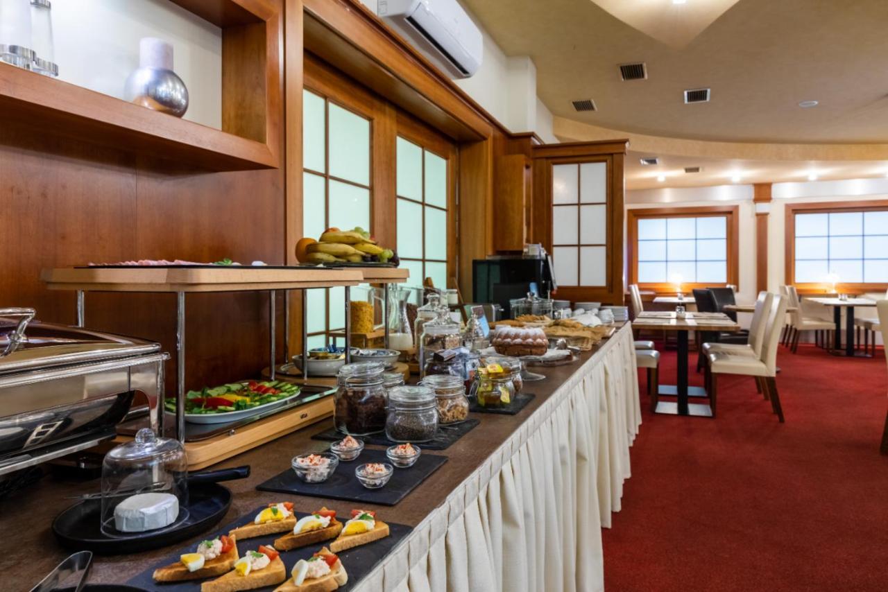 Valašské Meziříčí Hotel Abacie & Wellness מראה חיצוני תמונה