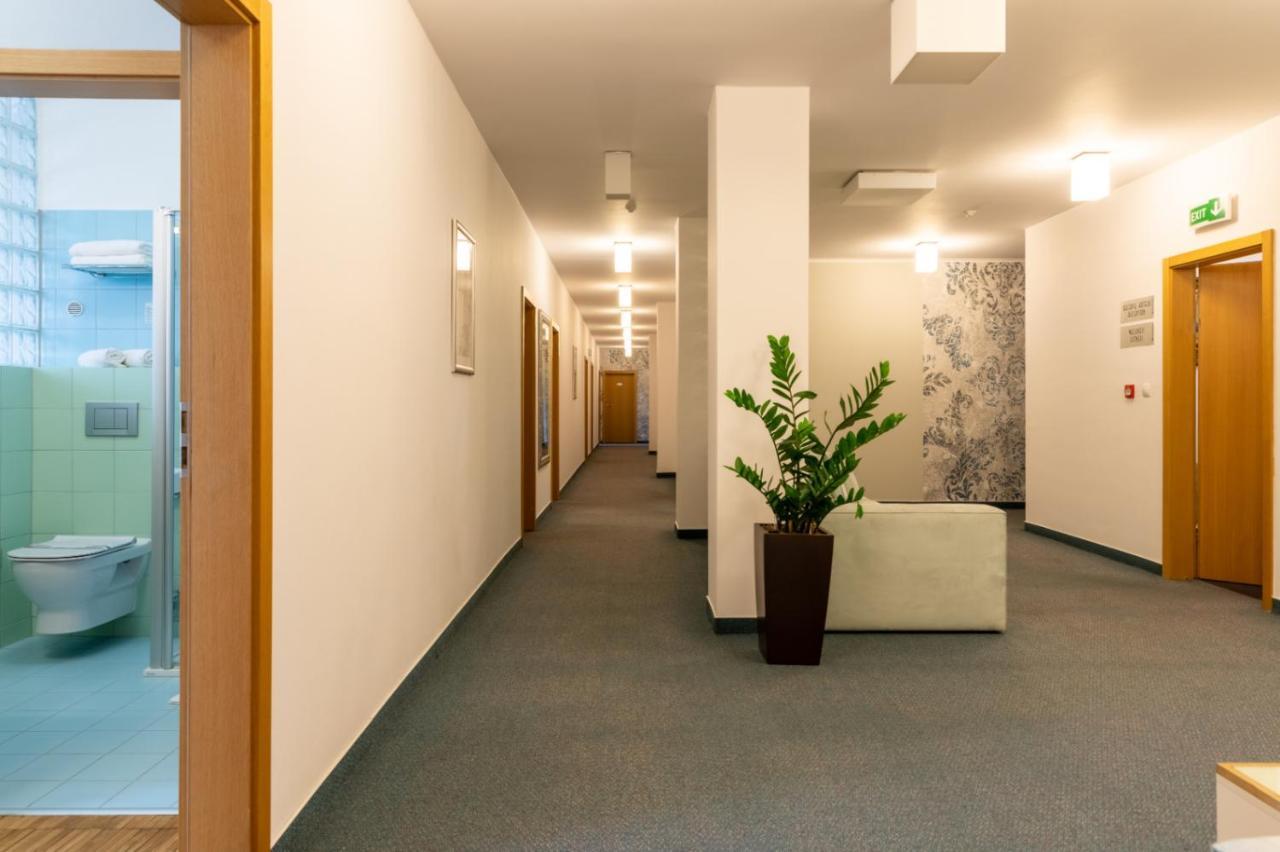 Valašské Meziříčí Hotel Abacie & Wellness מראה חיצוני תמונה