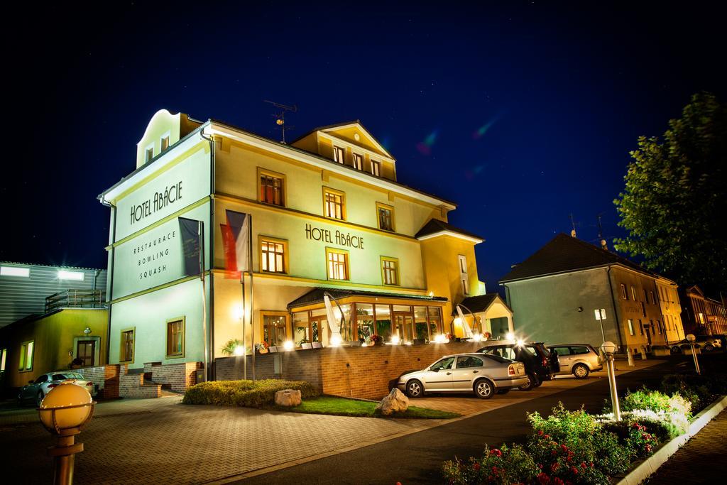 Valašské Meziříčí Hotel Abacie & Wellness מראה חיצוני תמונה