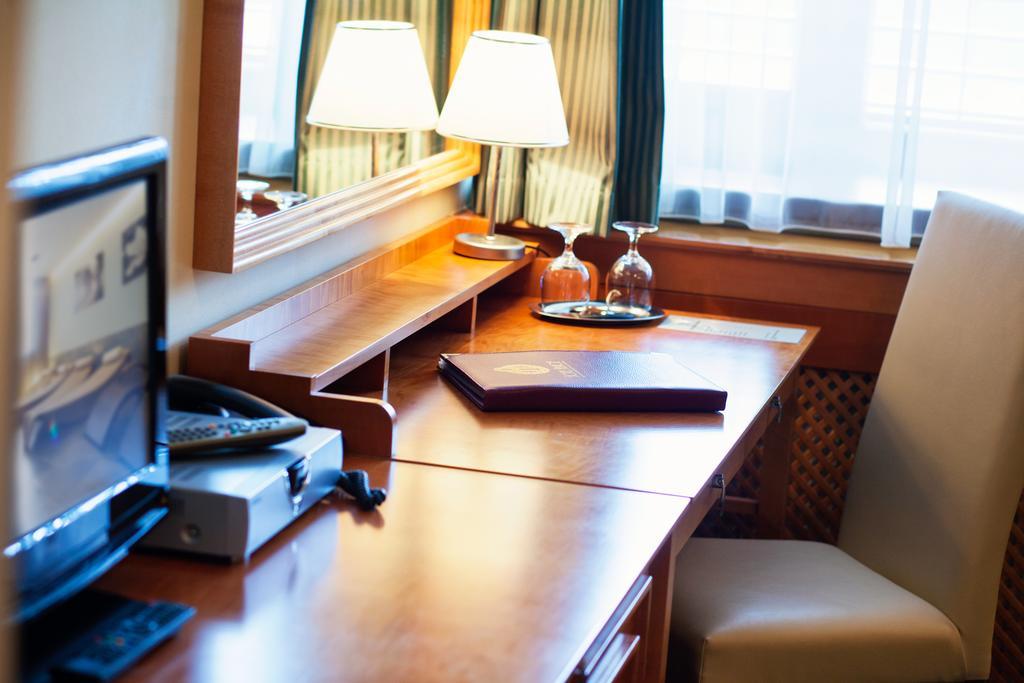 Valašské Meziříčí Hotel Abacie & Wellness מראה חיצוני תמונה